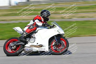 media/Jan-20-2023-Fastrack Riders (Fri) [[f2ad32aba3]]/Level 3/session 4 turn 6/